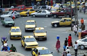 8 différences entre les taxi-ville au Sénégal et au Cameroun